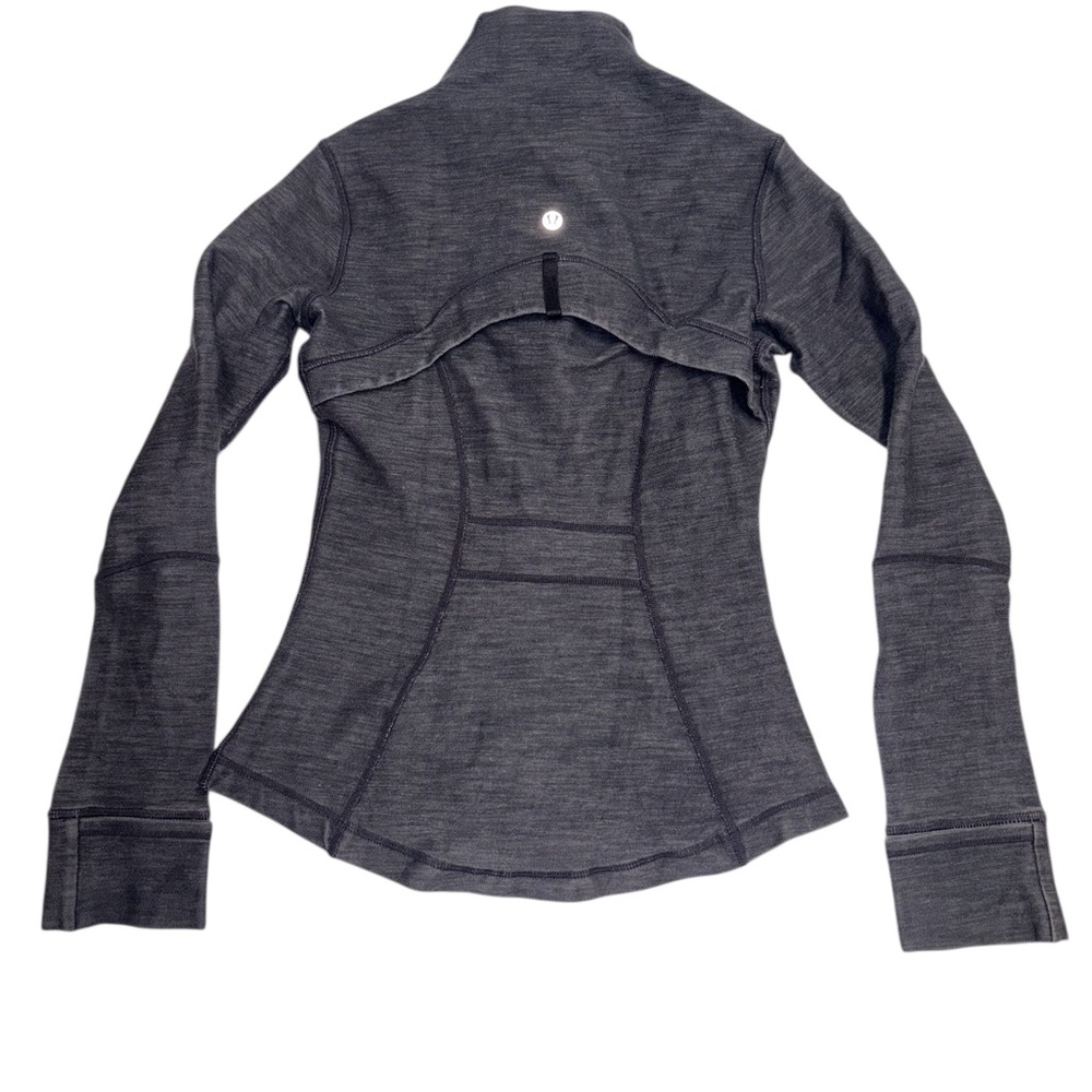 Lululemon size 2 Womens Zip up jacket - Picture 6 of 8
